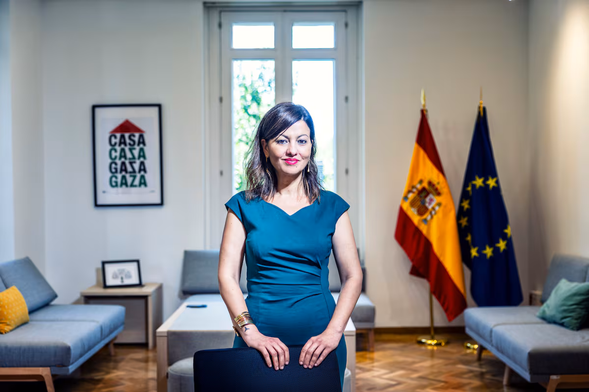 Sira Rego: “La industria tecnológica está haciendo caja con la explotación infantil”